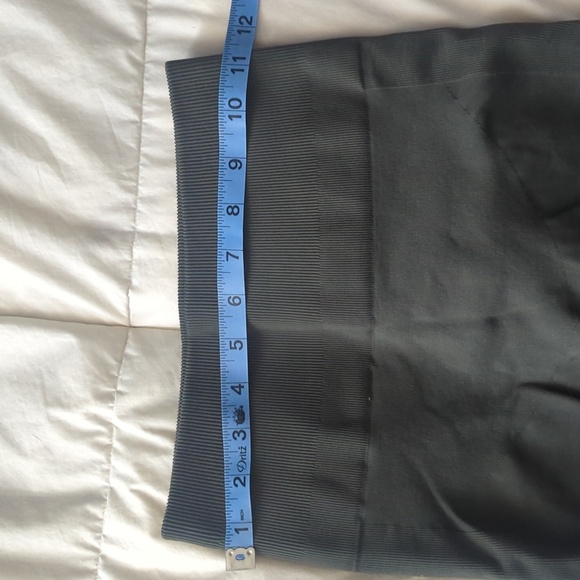 Lululemon Zone cropped leggings - Picture 5 of 5